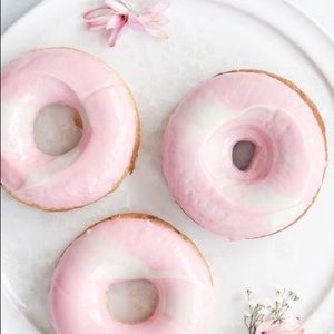 Meet your Posher, Aurelia